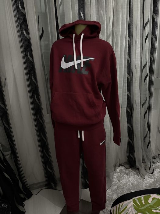 Nike анцузи