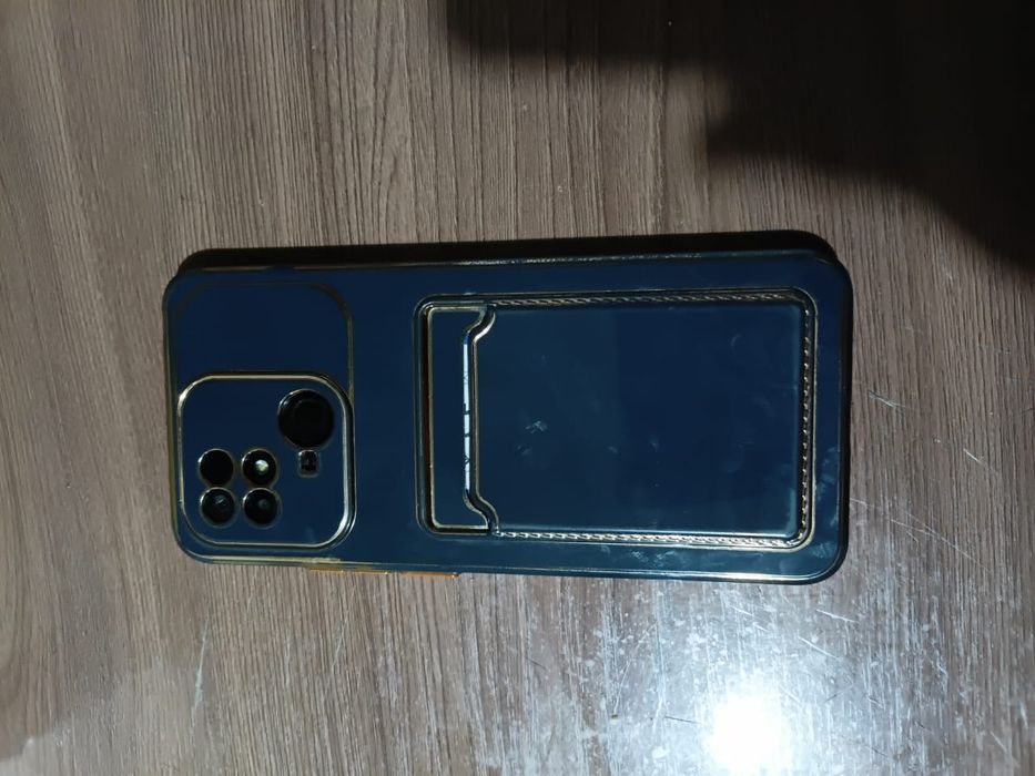 Продам телефон редми