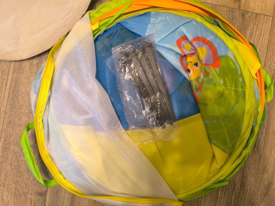 Продам детскую палатку Fisher Price