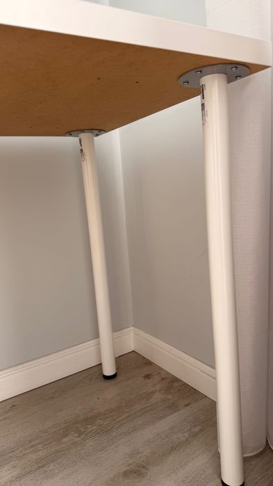 Продам стол IKEA