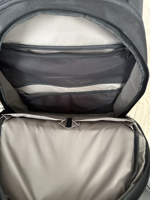 Чемодан-рюкзак victorinox.