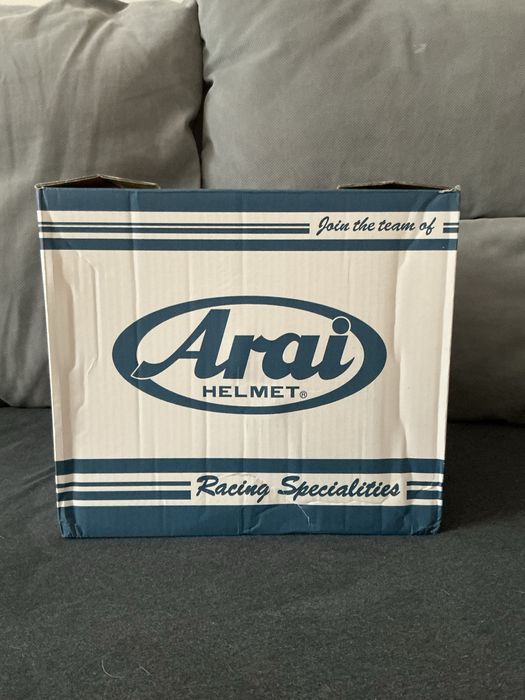 Продам картинговый шлем arai ck-6k
