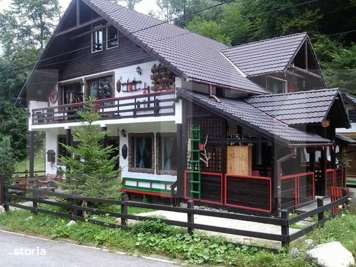 Casa de 6 camere, 320 mp, teren 700 mp, zona Bran