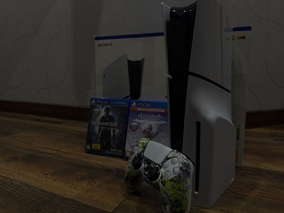 Продается PlayStation 5 slim в хорошем состоянии