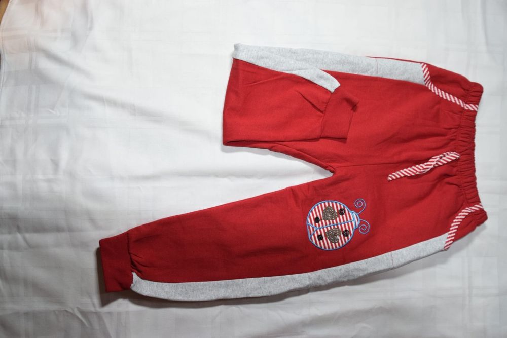 Pantaloni trening 100% bumbac 8-9 ani