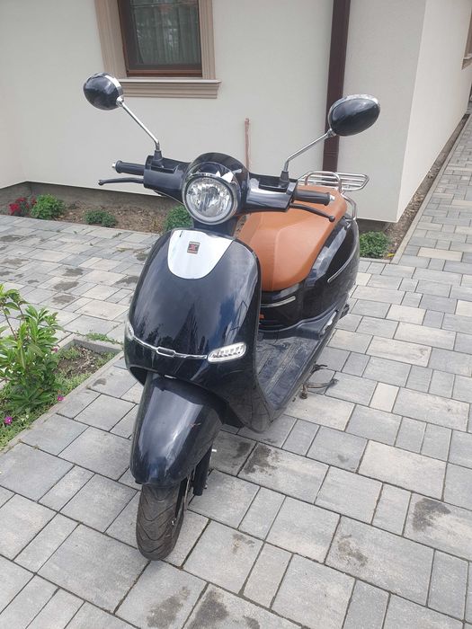 Scuter Kymco și Cruzer 50cm³