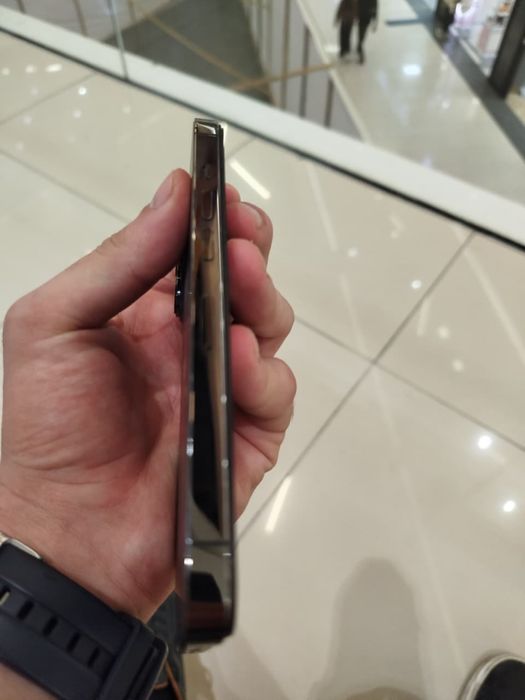 Айфон 13 про.