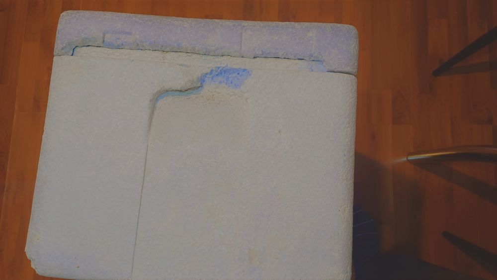 Vând cutie termoizolanta  polistiren .