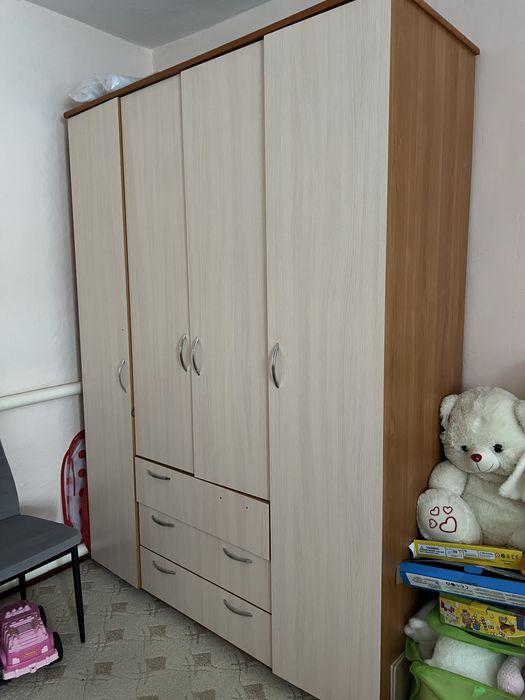 Спальный гарнитур