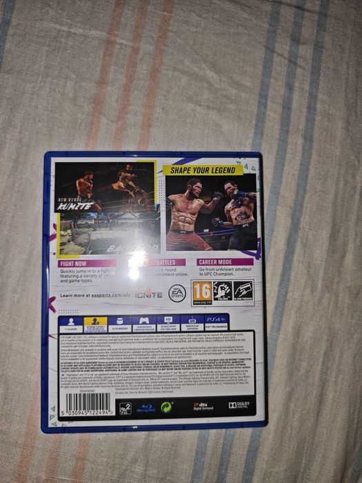 Продам UFS 4  для PS 4