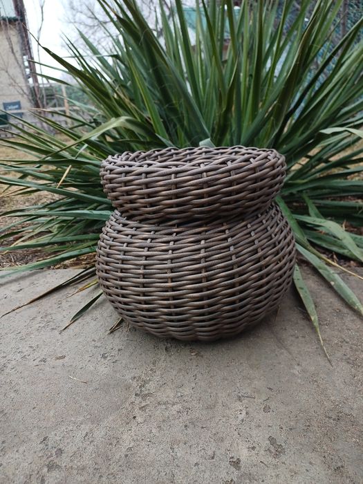 Кашпо из ротанга