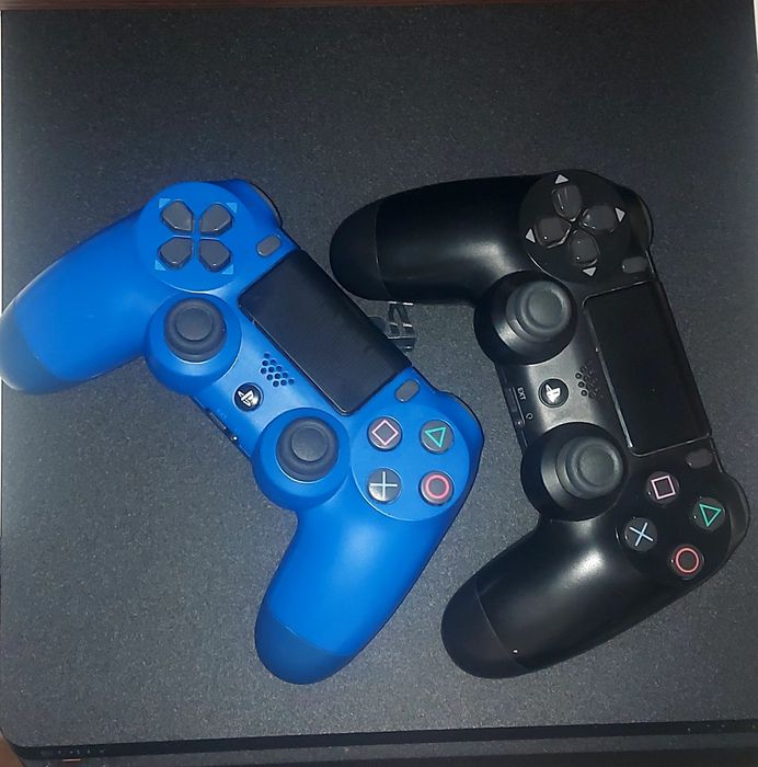 Плестейшн 4 слим