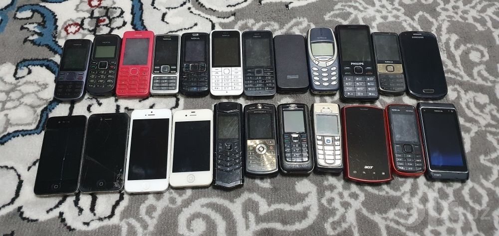 Telefonlar sotiladi