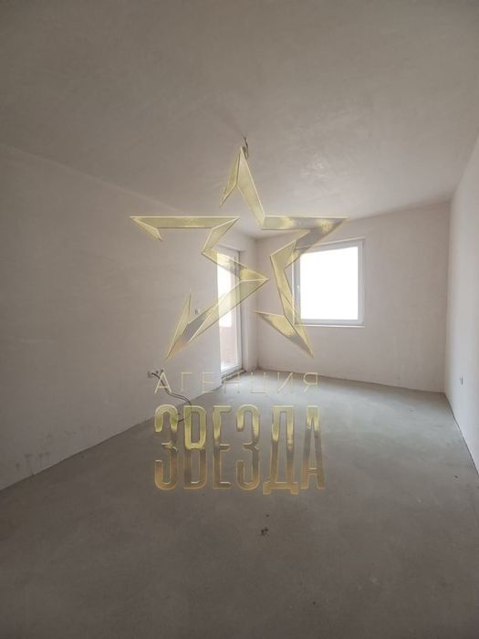 Продава се Тристаен апартамент в Пловдив, Остромила - 111 кв.м за 659 €/кв.м - Снимка #2