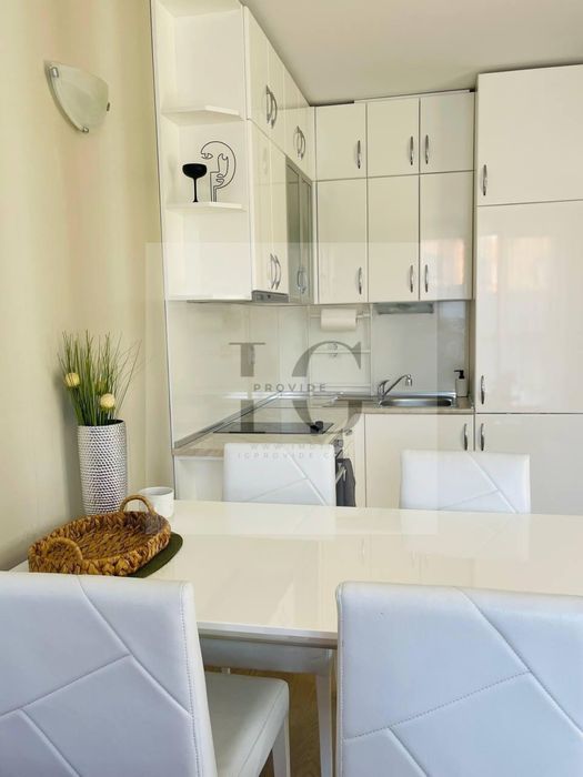 Продава се Тристаен апартамент в к.к. Слънчев бряг - 91 кв.м за 1429 €/кв.м - Снимка #4