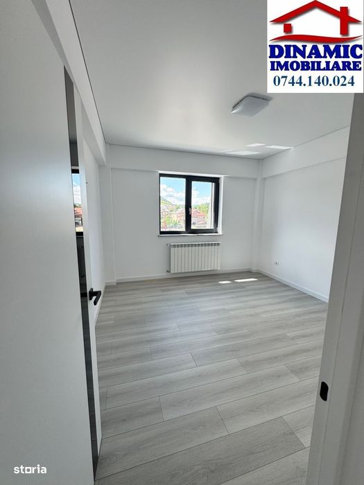 Bloc 8 Fermelor, 3 Cam,Et.1-3,Pret De La 81 818 Eur+Tva21%