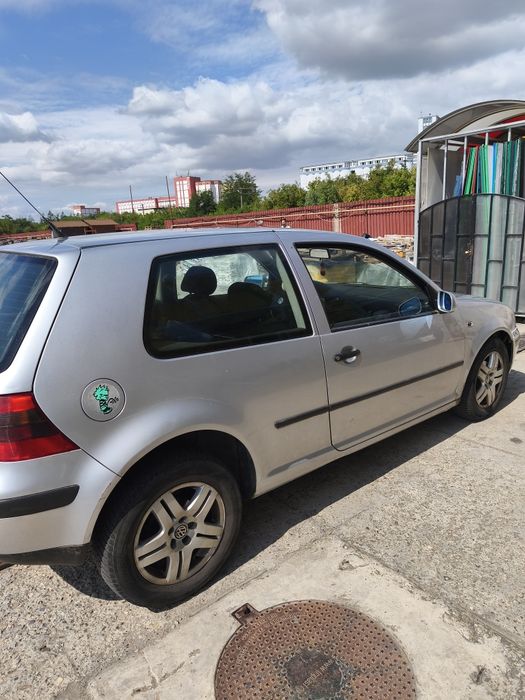 VOLKSWAGEN Golf 2001 — imagine 4