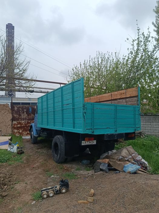 Zil dillnamer sotiladi 1999yil