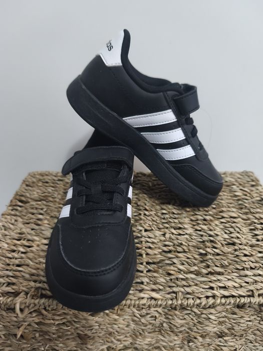 маратонки ADIDAS