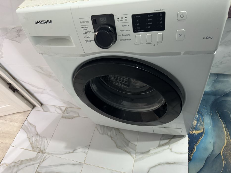 Продам стиральную машину