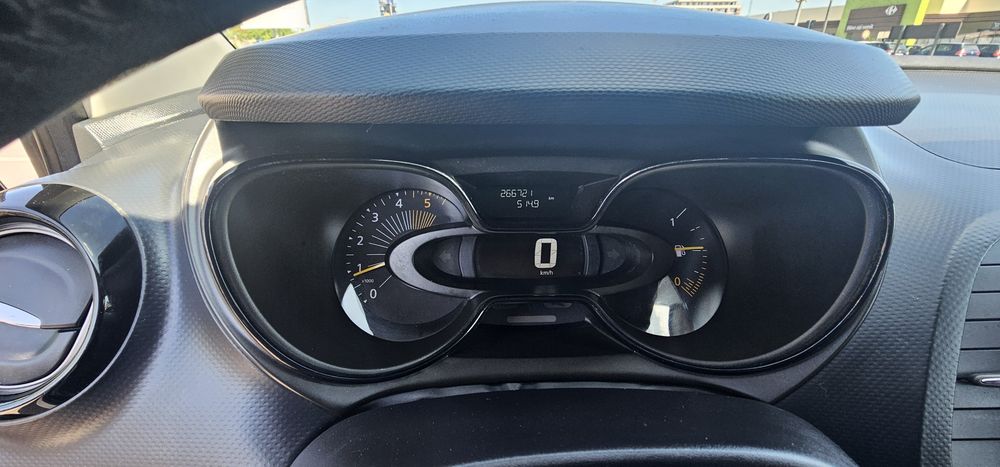 RENAULT Captur 2015 — imagine 5