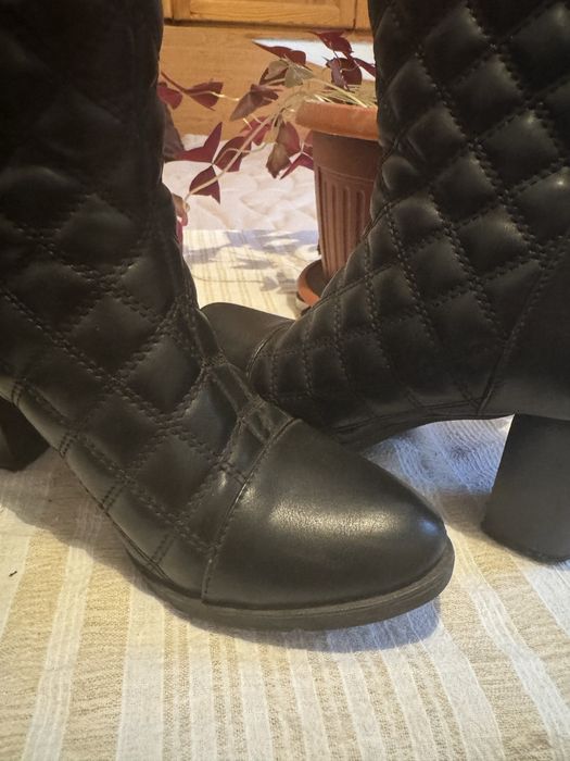 Дамски боти с тол