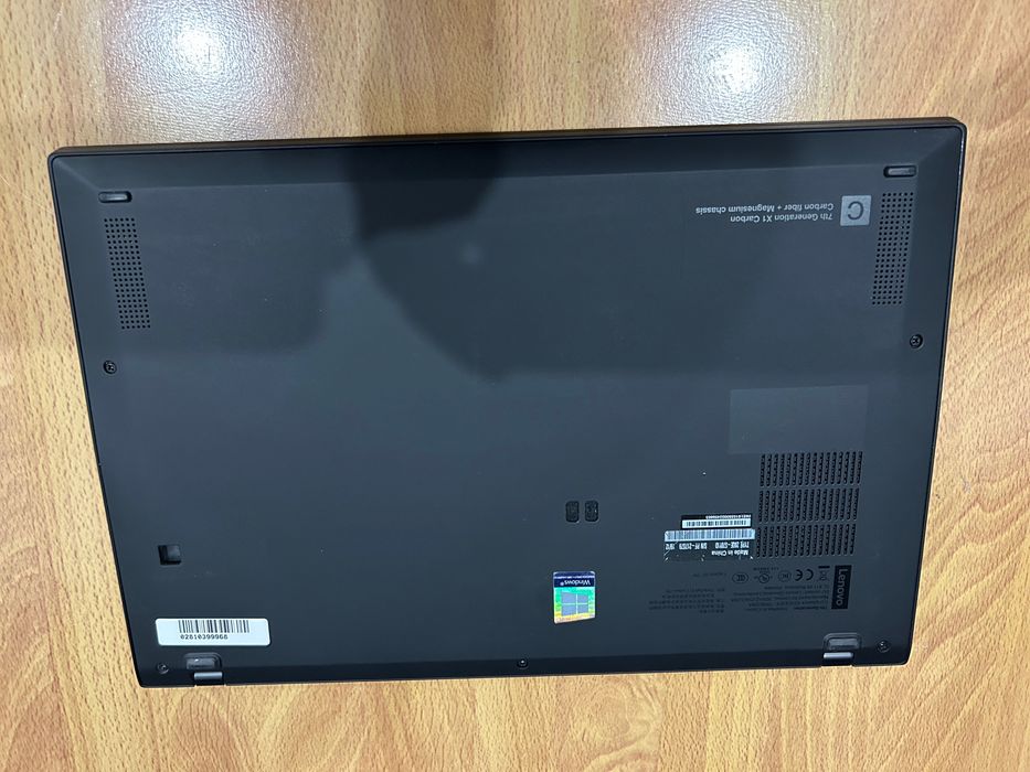 Като нов! Лаптоп Lenovo X1 Carbon Gen7 i7/16GB RAM/512GB, 3м. гар.