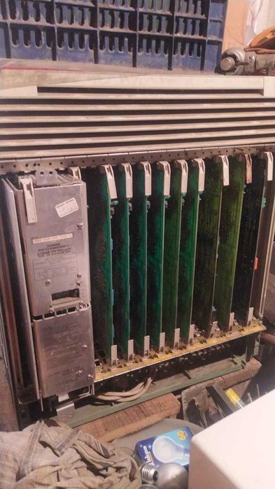 Офисная АТС Hicom 130