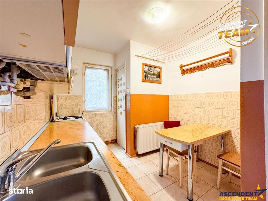 FILM! 3 camere cu spatii generoase si compartimentare decomandata, Ciu