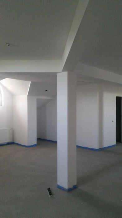 Zugrav rigipsar faiantar