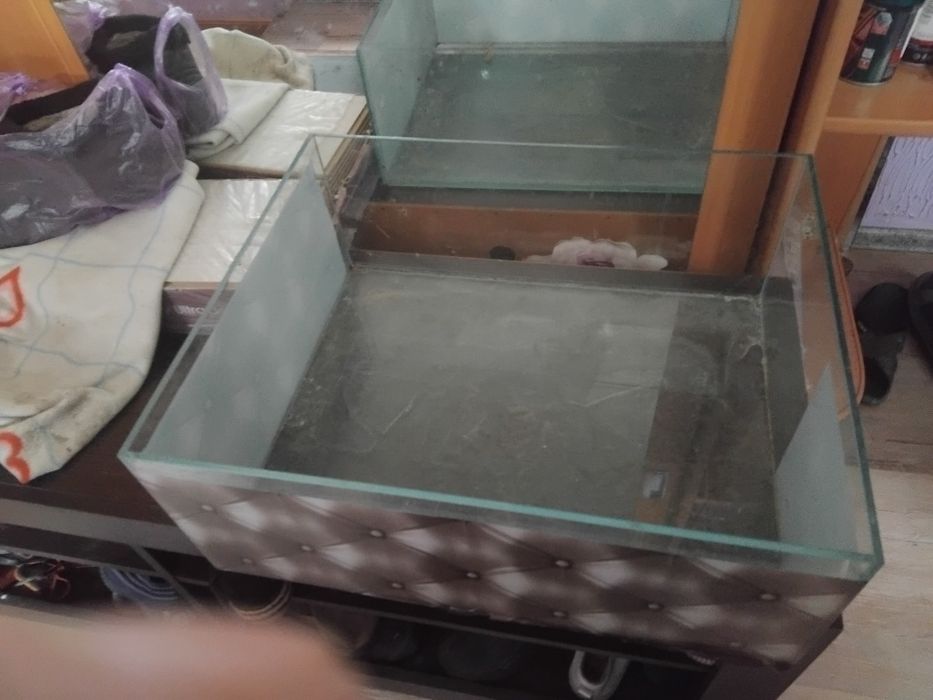 Продам аквариум для рыбок