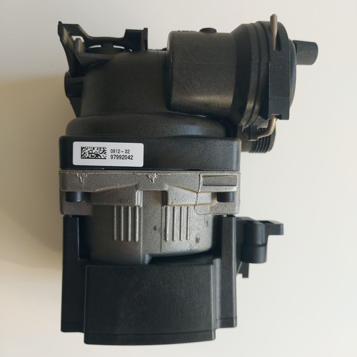 Pompa centrală Grundfos UPM3 FLEX AS 15-70 + cablaj original