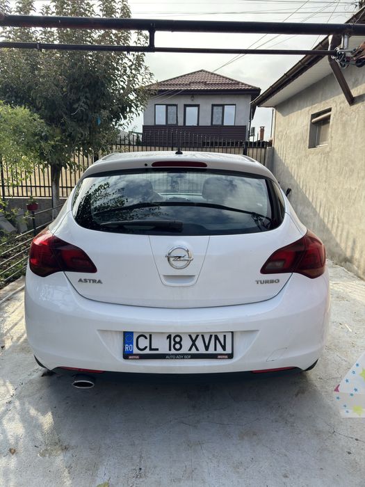 OPEL Astra 2011 — imagine 5