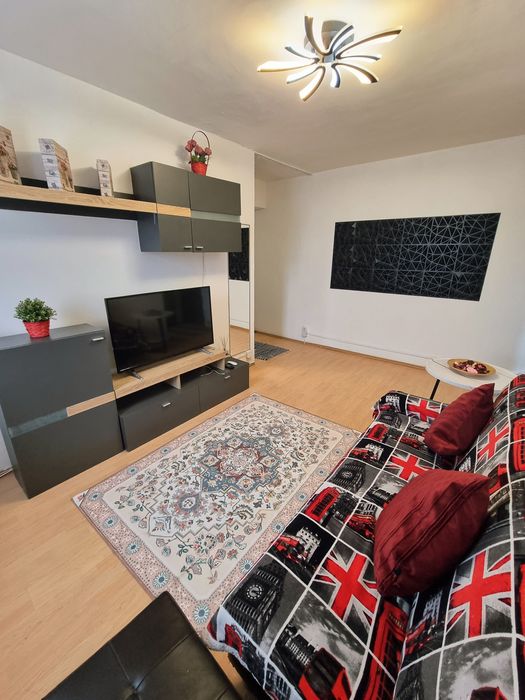 Apt 2 camere – preț foarte bun – ideal investiție – Strada Saturn
