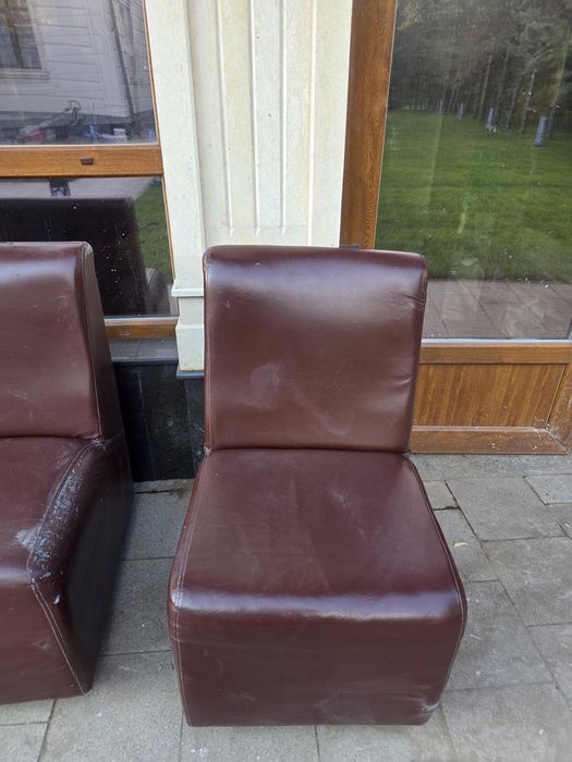 Срочно! Диваны кожзам уличные