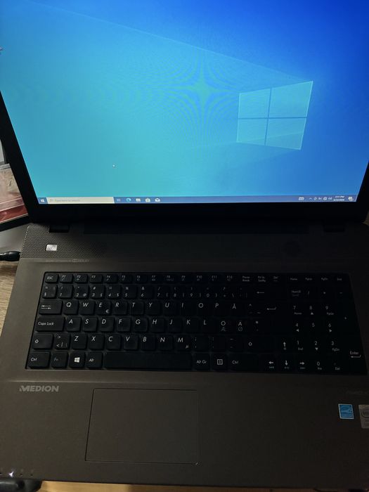 Vand laptop Medion akoya