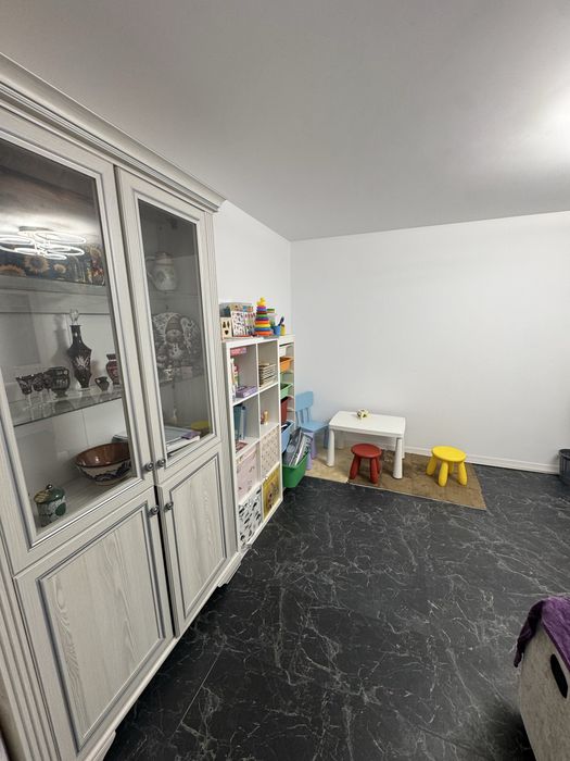 Garsoniera drumul taberei auchan parc moghiros