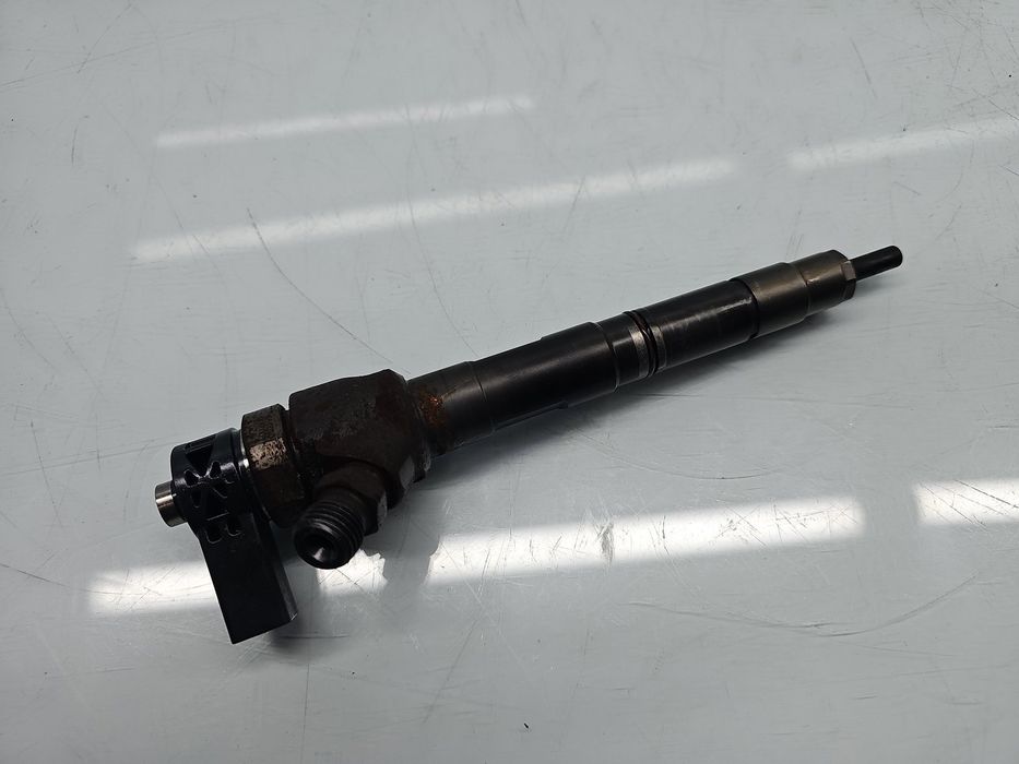 Injector Volkswagen Passat B7 (362) [Fabr 2010-2014] 03L130277J 2.0 TD