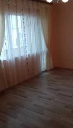 Дава се под наем Едностаен апартамент в Пловдив, Кършияка - 35 кв.м за 126.48 € - Снимка #1