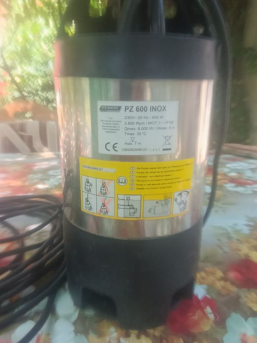 Pompa submersibila