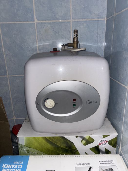Бойлер Midea