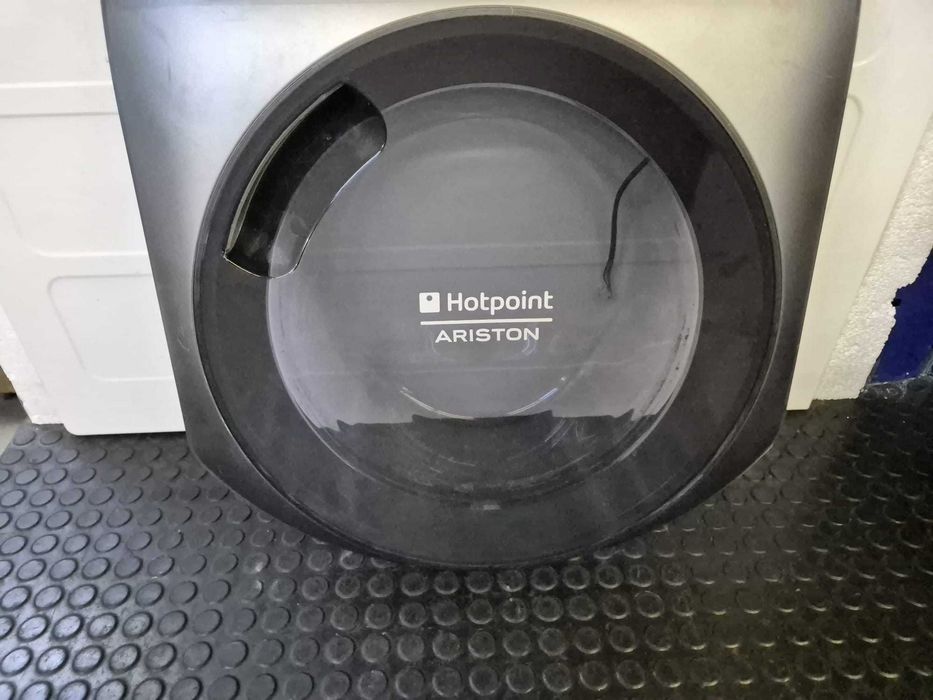 Hublou complet cu afisaj masina de spalat hotpoint Ariston Aqualtis C00293545 ,stare buna de functionare /B1