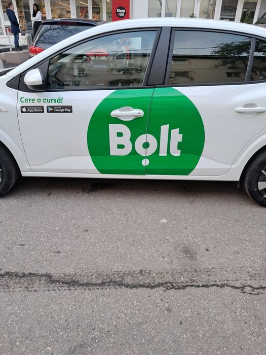 Închiriez logan 2025 pentru bolt/uber