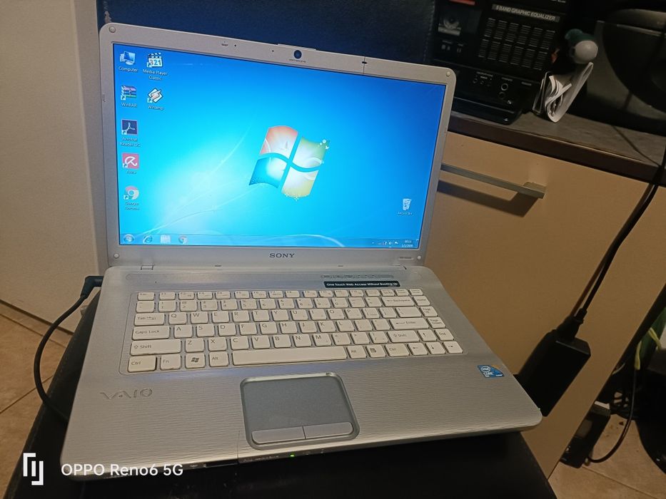 Leptop Sony Windows 7
