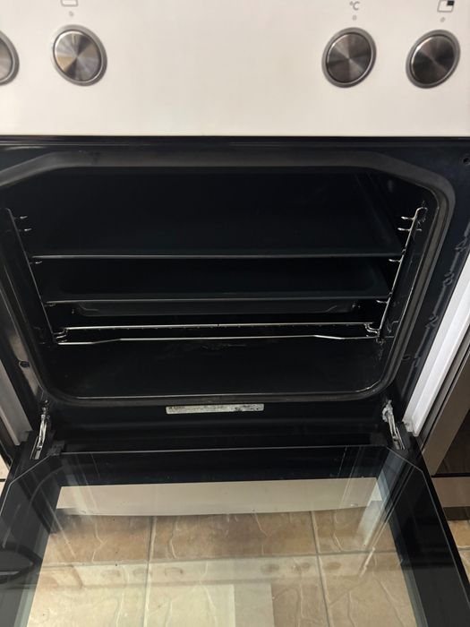 Готварска печка ASKO с керамичен плот