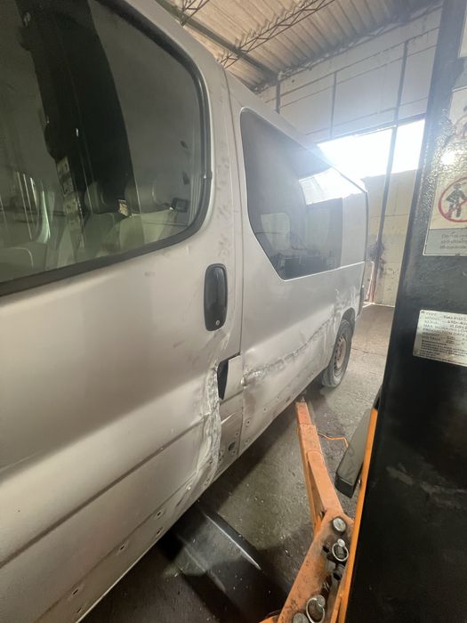 De vanzare opel vivaro Avariat