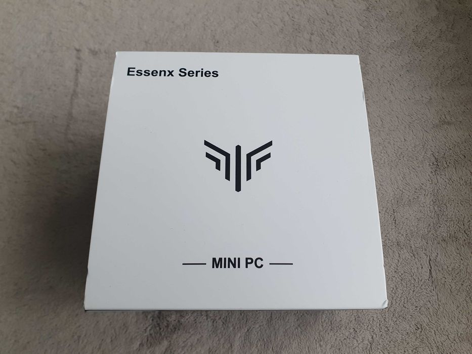 Mini Pc Nipogi intel Quad Core 16 gb Ram 512 Ssd nou