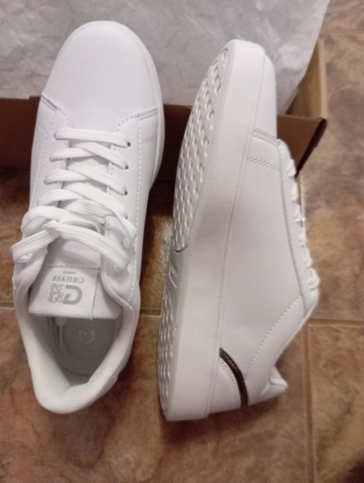 Маратонки 37 номер