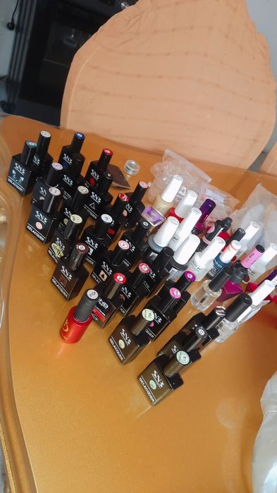 Гелев лакове на изгодна цена