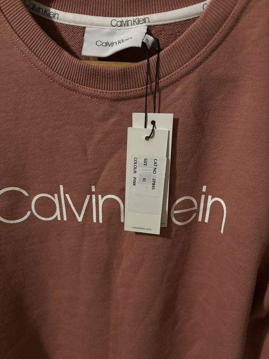 Блуза на Calvin Klein new